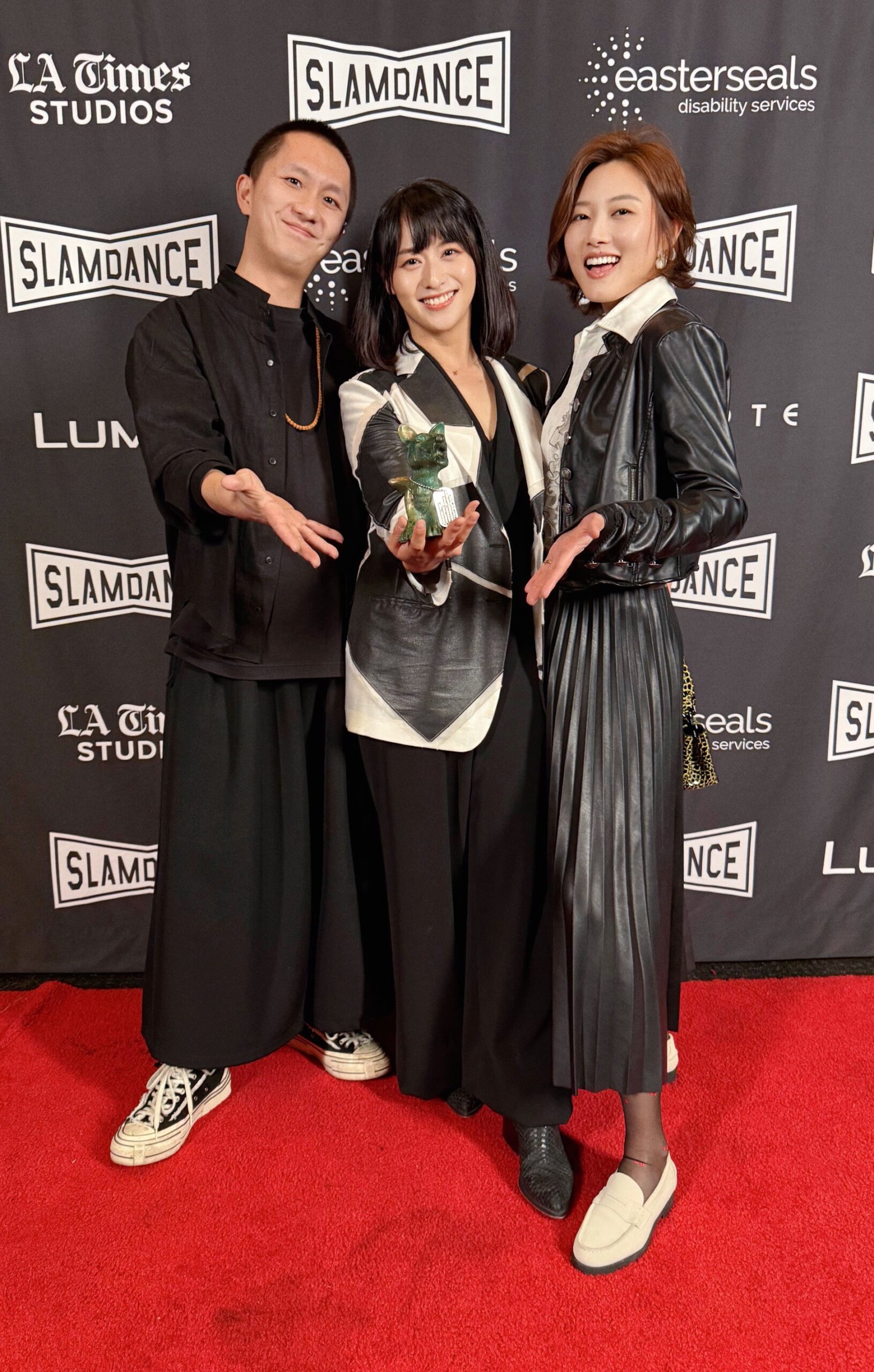 Director Yun Xie s Under The Burning Sun Makes Powerful World Premiere 
